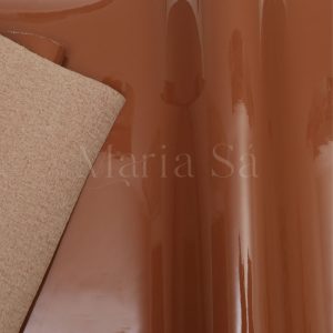 Alternative view of Verniz Mocca