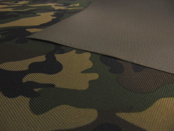 Nylon Impermeável Camuflado - Image 2